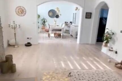 Helle 4 Zimmer Wohnung 124m2 zu vermieten - Wintergarten 4 zimmer