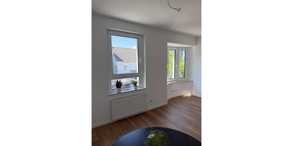 Terrassenwohnung LANGENFELD Immigrath - 2 Zimmer, 85 m&sup2;, 1.200&euro; | Angebot:26819309