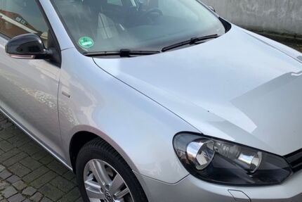 VW Golf 131.000 km 7.599 &euro; Langenfeld 40764