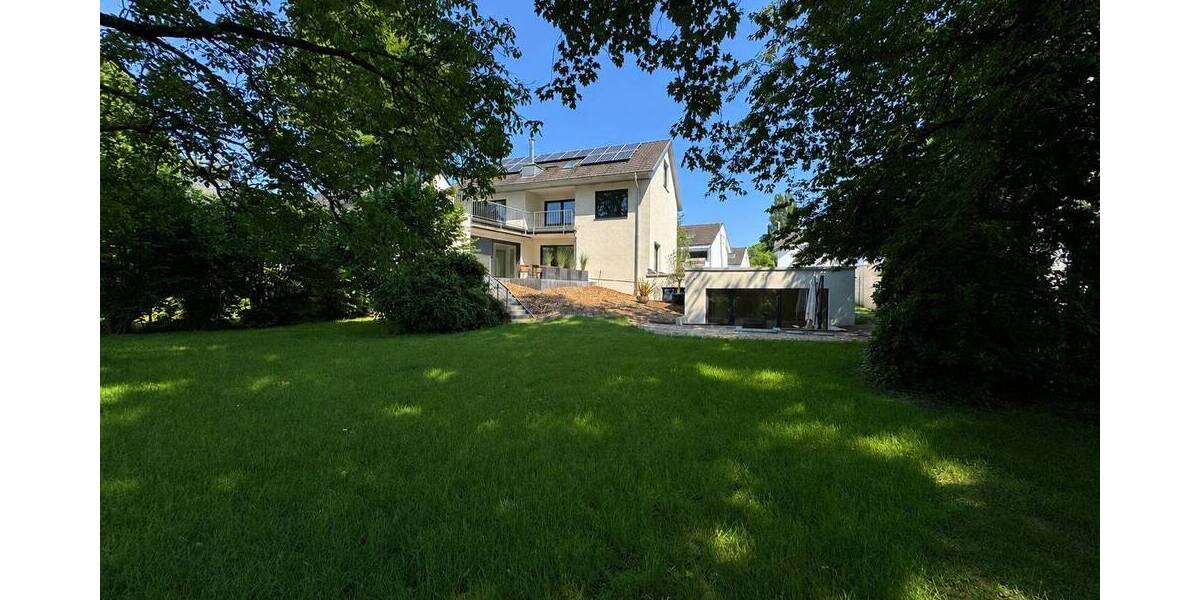 Einfamilienhaus Leverkusen Schlebusch - 8 Zimmer, 370 m&sup2;, 1.599.000&euro; | Angebot:26926981