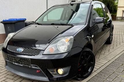 Ford Fiesta 147.118 km 3.200 &euro; Bergisch Gladbach 51469