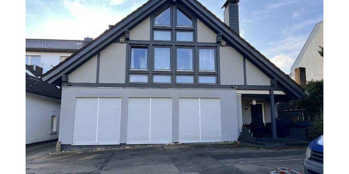 Einfamilienhaus Bergisch Gladbach Refrath - 1.450.000&euro; | Angebot:26201818