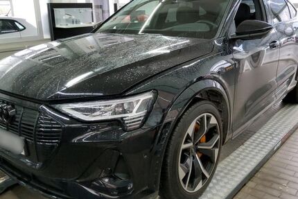 Audi e-tron 46.691 km 43.525 &euro; Hagen 58091
