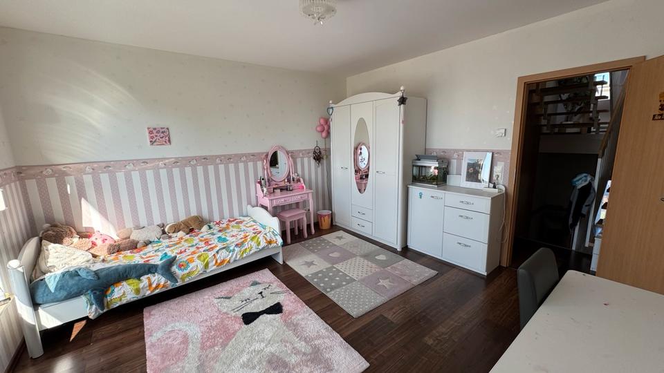 Reihenhaus Solingen Burg - 5 Zimmer, 140 m&sup2;, 460.000&euro; | Angebot:22109110