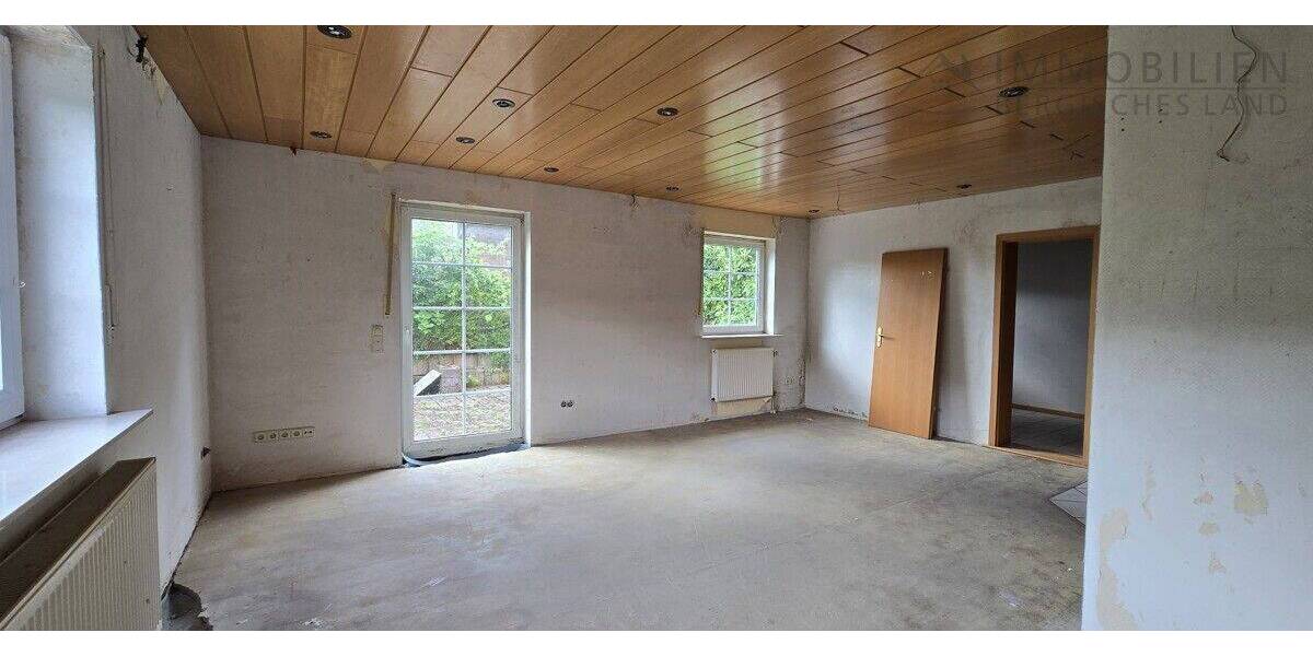 Einfamilienhaus Hückeswagen Innenstadt - 6 Zimmer, 242 m&sup2;, 449.000&euro; | Angebot:26867652