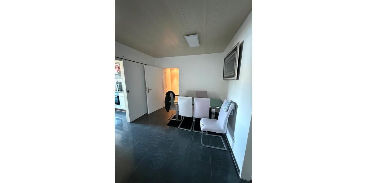 Dachgeschoßwohnung Remscheid Reinshagen - 3.5 Zimmer, 82 m&sup2;, 180.000&euro; | Angebot:26305537