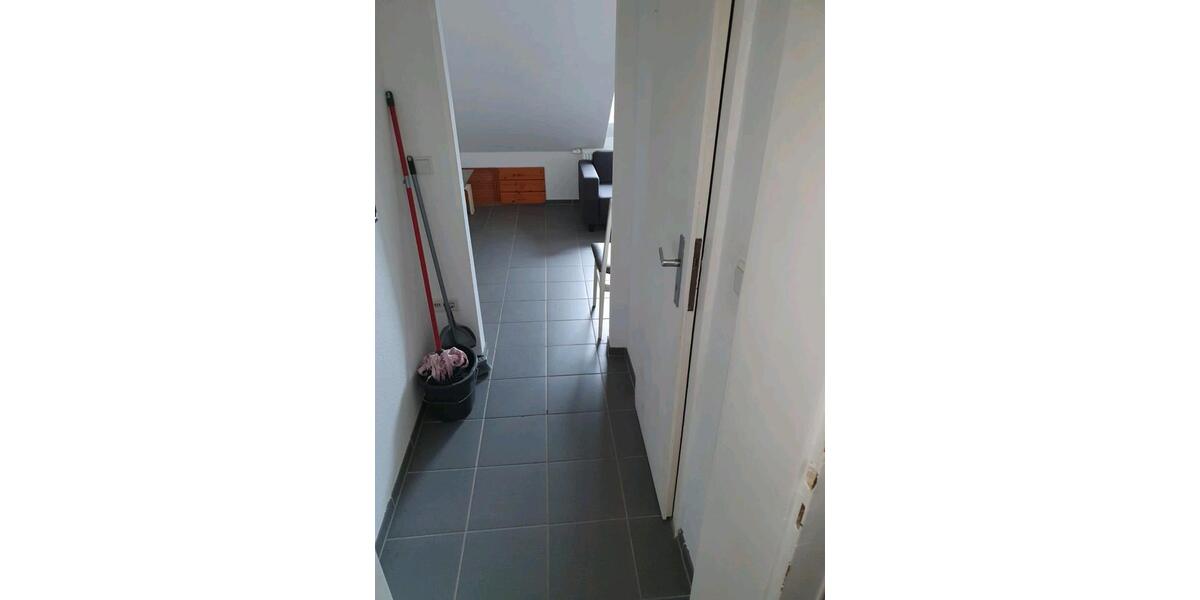 Etagenwohnung Düsseldorf Stadtmitte - 1 Zimmer, 35 m&sup2;, 699&euro; | Angebot:25753586