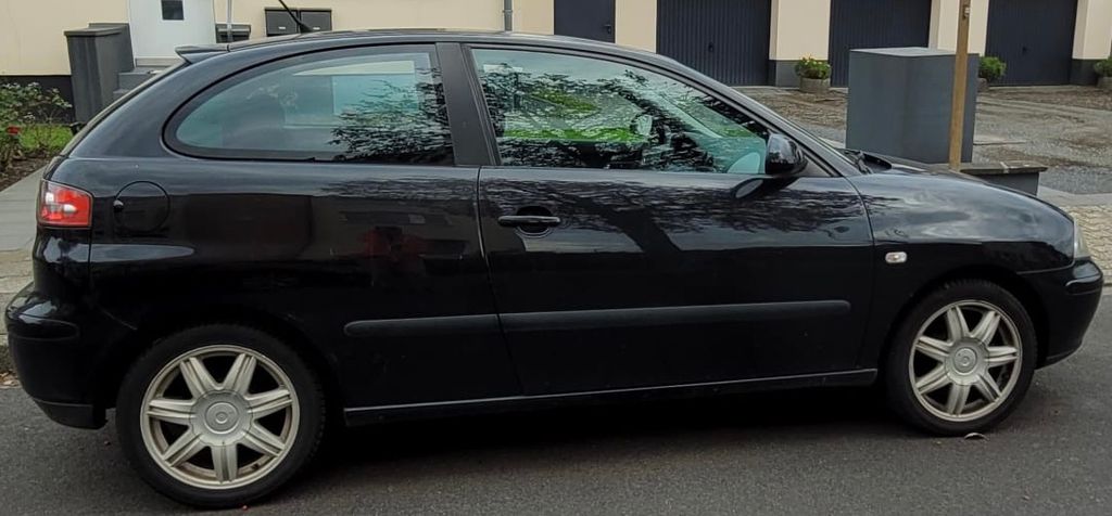 Seat Ibiza 219.999 km 1.799 &euro; DÜSSELDORF 40597