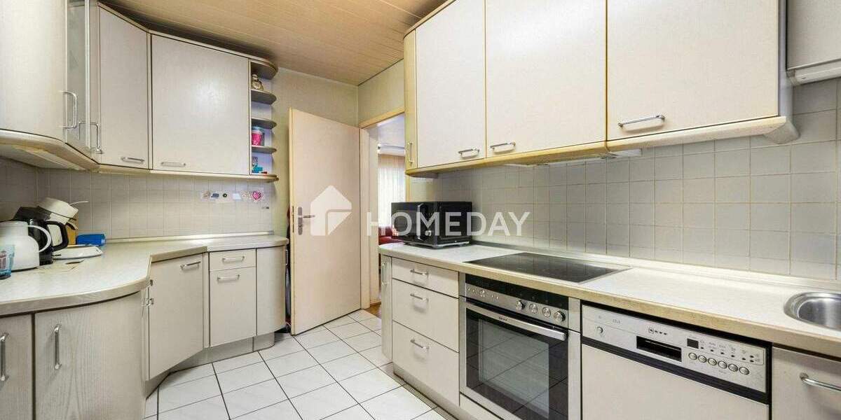 Komfortables Einfamilienhaus mit fünf Zimmern, moderner Haustechnik und grüner Wohlfühloase 5 zimmer