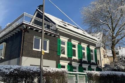 Kernsanierte Gründerzeitwohnung mit 42m² großer Sonnenterrasse 3 zimmer