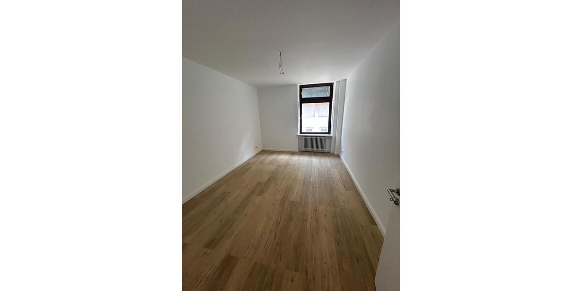 Etagenwohnung Wuppertal Arrenberg - 1 Zimmer, 23 m&sup2;, 330&euro; | Angebot:26252925