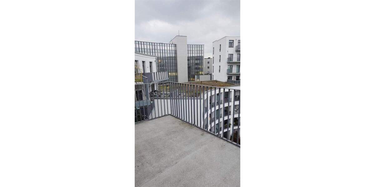 Etagenwohnung Düsseldorf Flingern Nord - 3 Zimmer, 117 m&sup2;, 1.879&euro; | Angebot:25747649