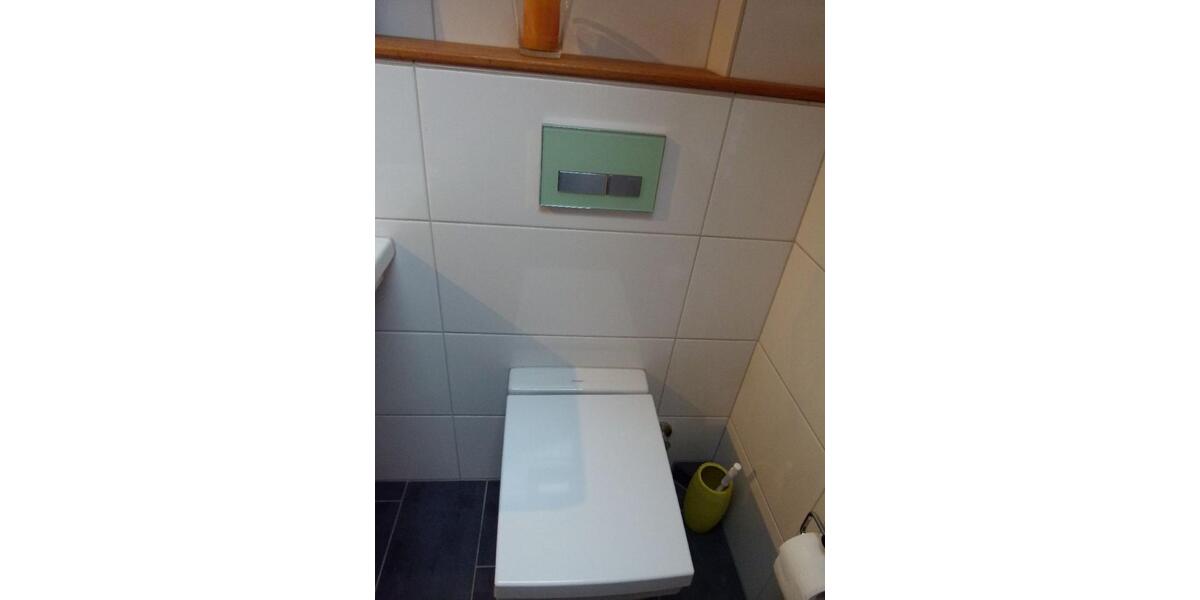 Sanierte 3 Zi., KDB, DG Wohnung in W.-Langerfeld 3 zimmer