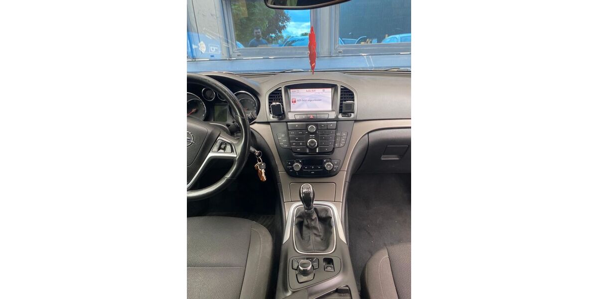 Opel Insignia 197.000 km 5.100 &euro; Erkrath 40699