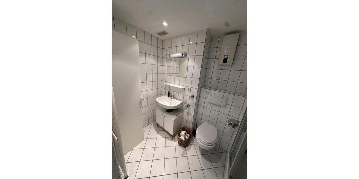 Helle, gepflegte Mietwohnung in Düsseldorf 2 zimmer