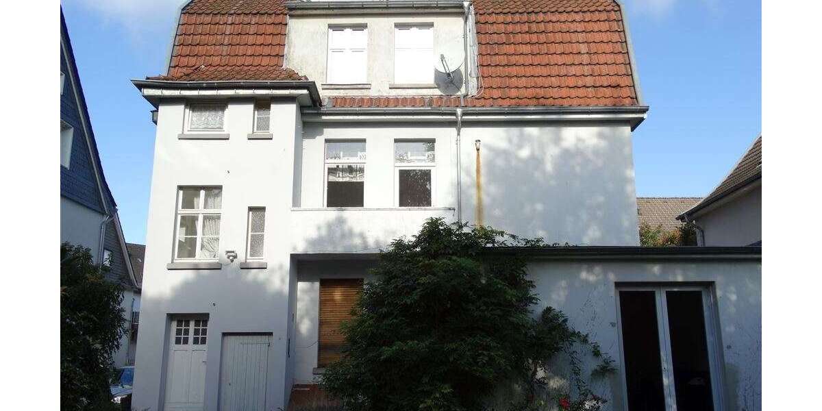 Haus zum Kaufen in Leichlingen (Rheinland) 429.000 € 169 m² 10 zimmer