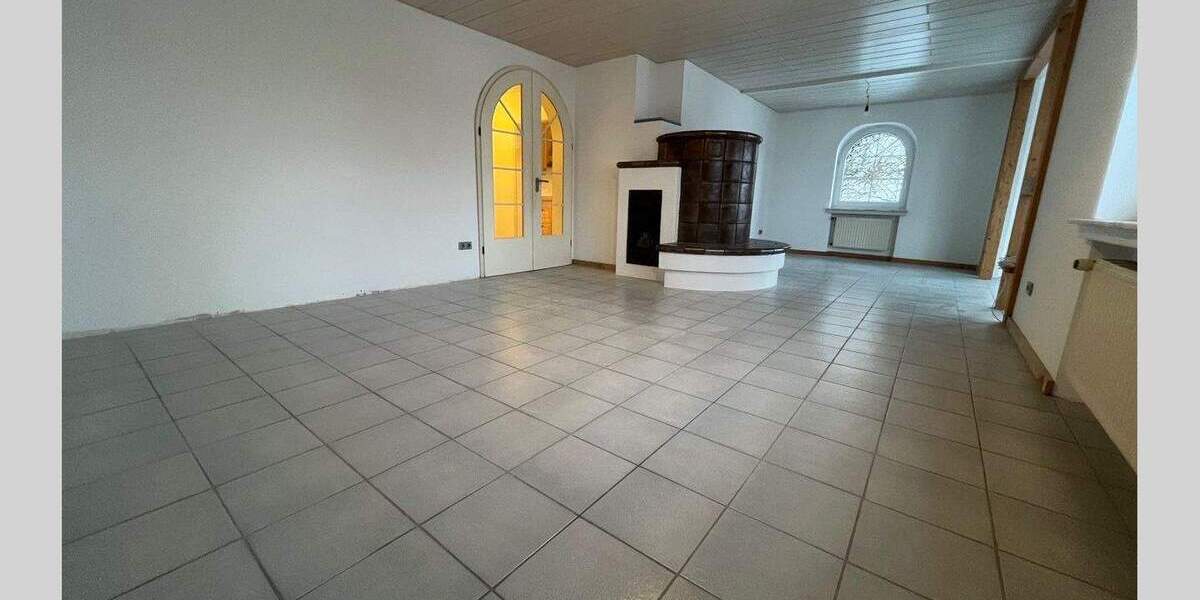 Exklusive 2,5 Zimmer Erdgeschosswohnung mit Kamin und Terrasse in ruhiger Lage von Rönsahl! 2 zimmer