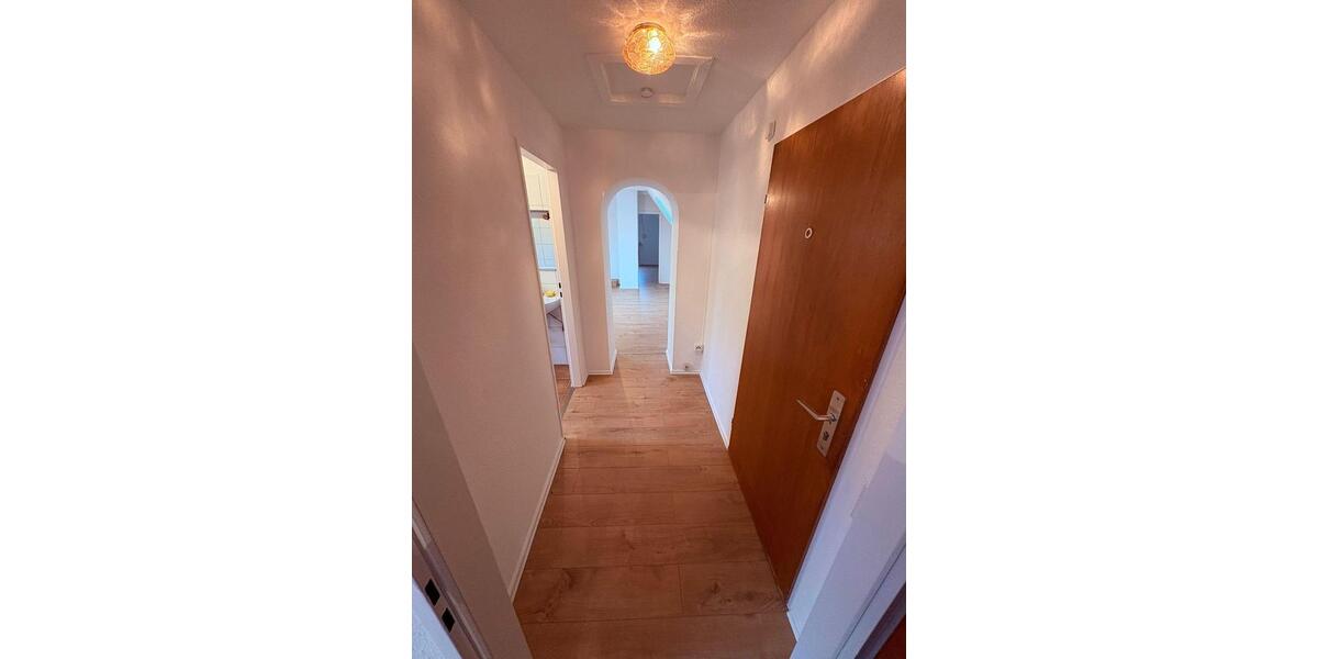 Dachgeschoßwohnung Leverkusen Bergisch Neukirchen - 2.5 Zimmer, 50 m&sup2;, 550&euro; | Angebot:26423991