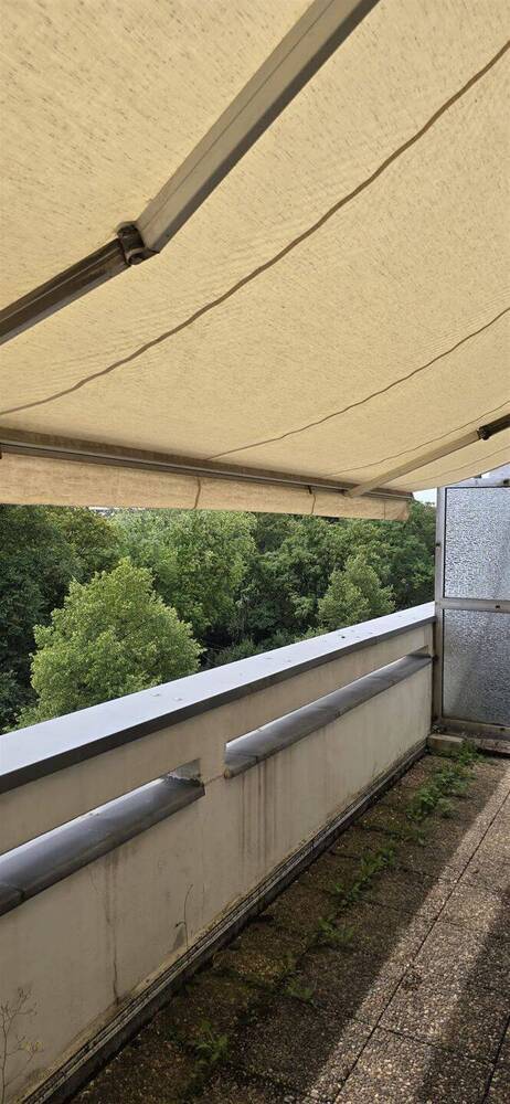 Etwas Besonderes! Blick ins Grüne ! Penthouse Art !