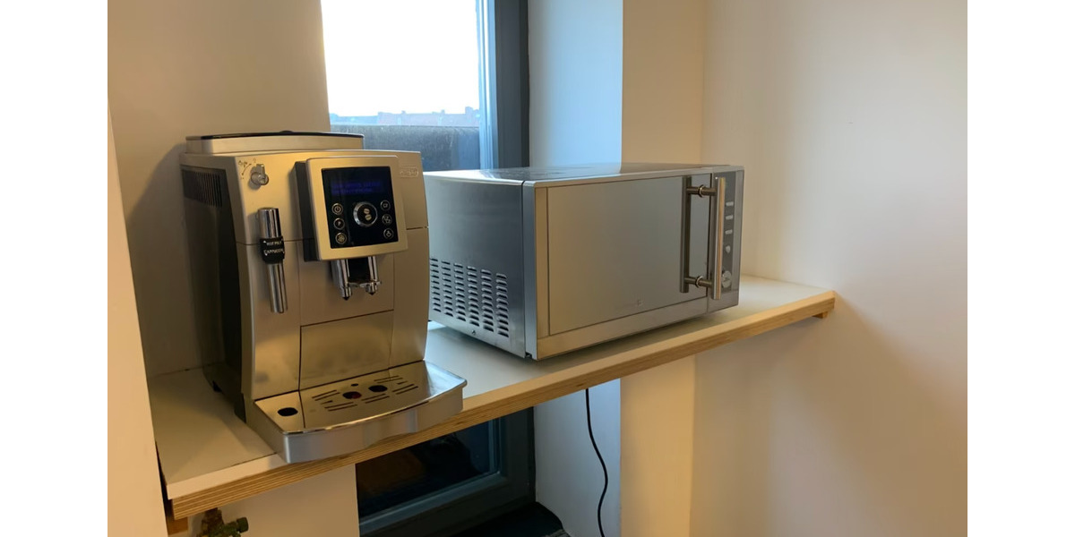 Loftartige Bürofläche in perfekter Lage D-Wehrhahn aufteilbar zimmer