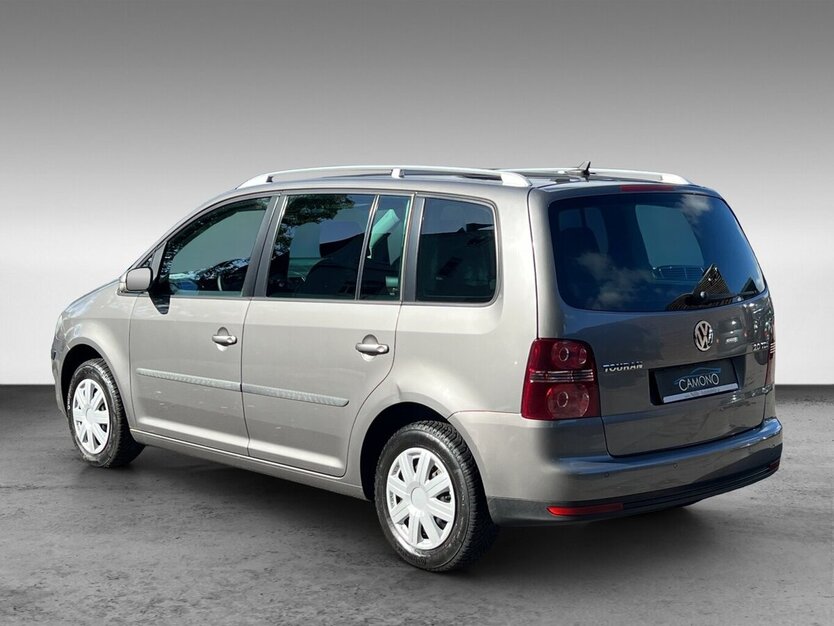 VW Touran Highline Navi Klima Standhzg. PDC Tempo 415.951 km 2.550 € Wuppertal 42327
