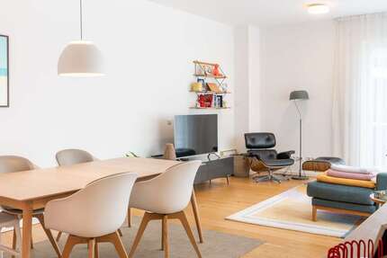 Wohnung zum Mieten in Marienburg 2.805,44 € 127.52 m² 4 zimmer