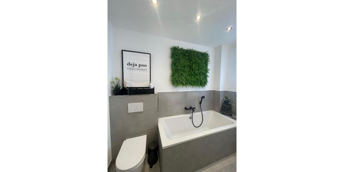 Moderne und helle neuwertige 4-Zimmer Wohnung mit 3 Balkonen im EG in Solingen 4 zimmer