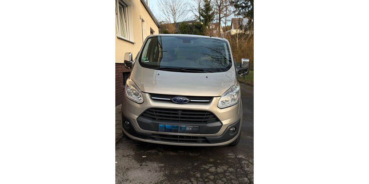 Ford Tourneo Custom 195.062 km 15.500 &euro; Solingen 42653