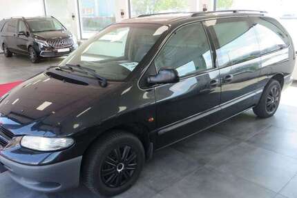 Chrysler Grand Voyager 148.703 km 1.950 € Essen 45329