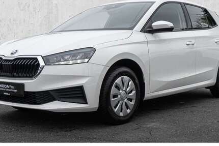 Skoda Fabia 42.756 km 14.490 &euro; Düsseldorf 40474