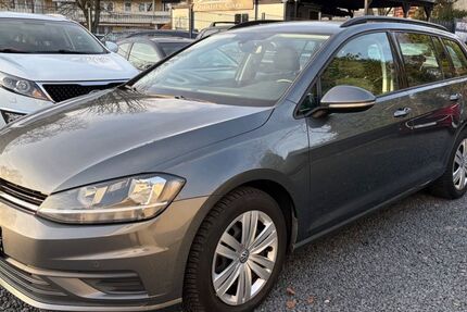 VW Golf 195.000 km 8.950 &euro; Bergisch Gladbach 51469