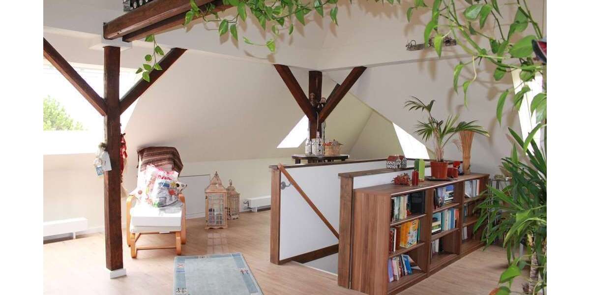 Etagenwohnung Solingen Central - 3 Zimmer, 120 m&sup2;, 900&euro; | Angebot:26749931