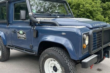 Land Rover Defender 204.343 km 26.990 &euro; Herdecke 58313